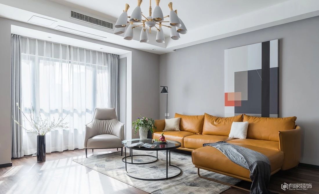 你還在糾結(jié)要不要做復(fù)雜的電視背景墻裝修？ 