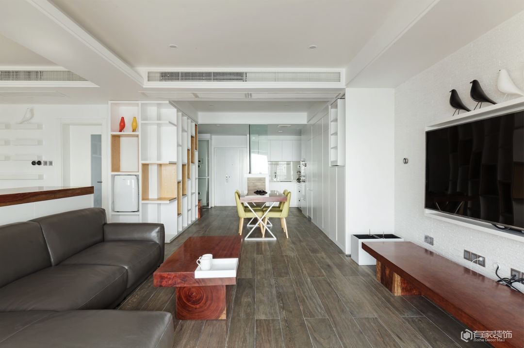 簡(jiǎn)單實(shí)用的電視背景墻，看廈門(mén)裝修公司怎么做？ 