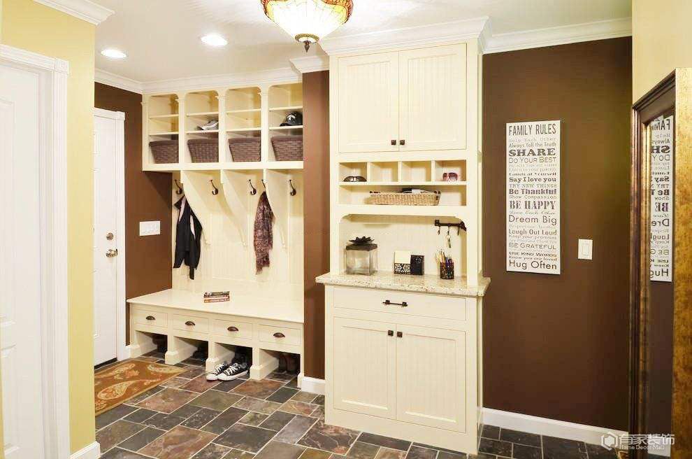 裝修買鞋柜還是做鞋柜？廈門裝飾公司給你好建議！ 