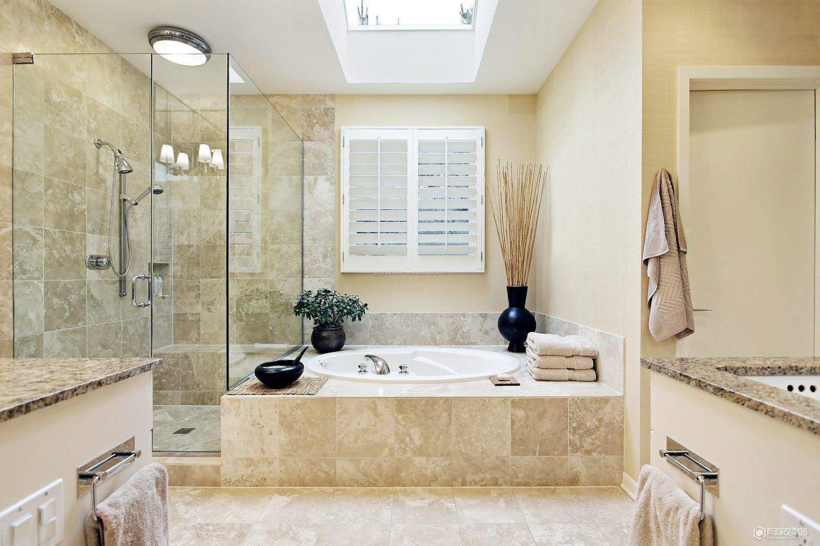 衛(wèi)生間適合做淋浴房嗎？看看裝修公司怎么說！ 