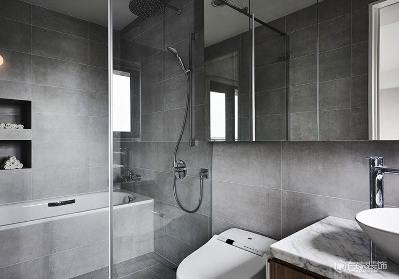 衛(wèi)生間適合做淋浴房嗎？看看裝修公司怎么說！ 