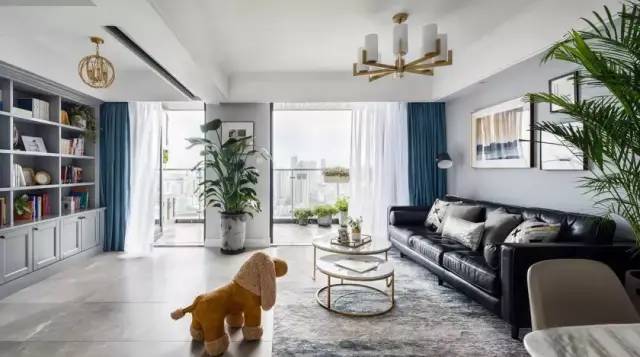 廈門海投自貿城126㎡輕奢美式風，敞亮的開放式客廳+書房