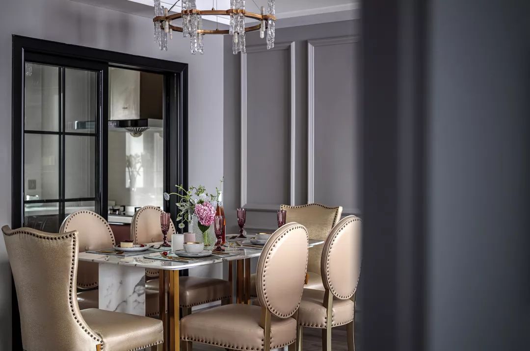 廈門(mén)中駿四季陽(yáng)光128㎡美式三居室，浪漫又充滿溫情的家