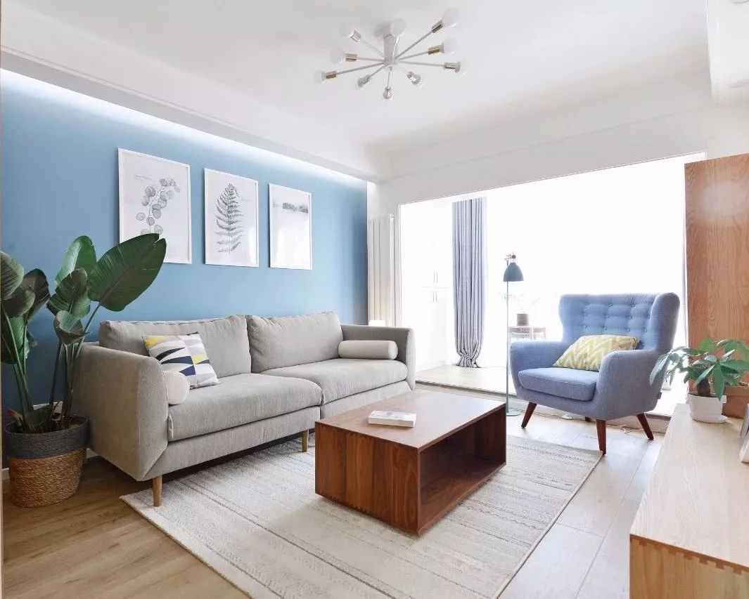 廈門寶龍廣場72㎡簡約風(fēng)，陽臺抬高、清新又自在