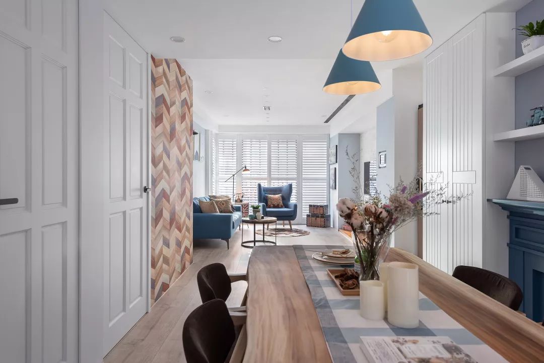 廈門 融僑官邸 96㎡北歐風(fēng)，主色調(diào)用了內(nèi)斂的皇室藍(lán)